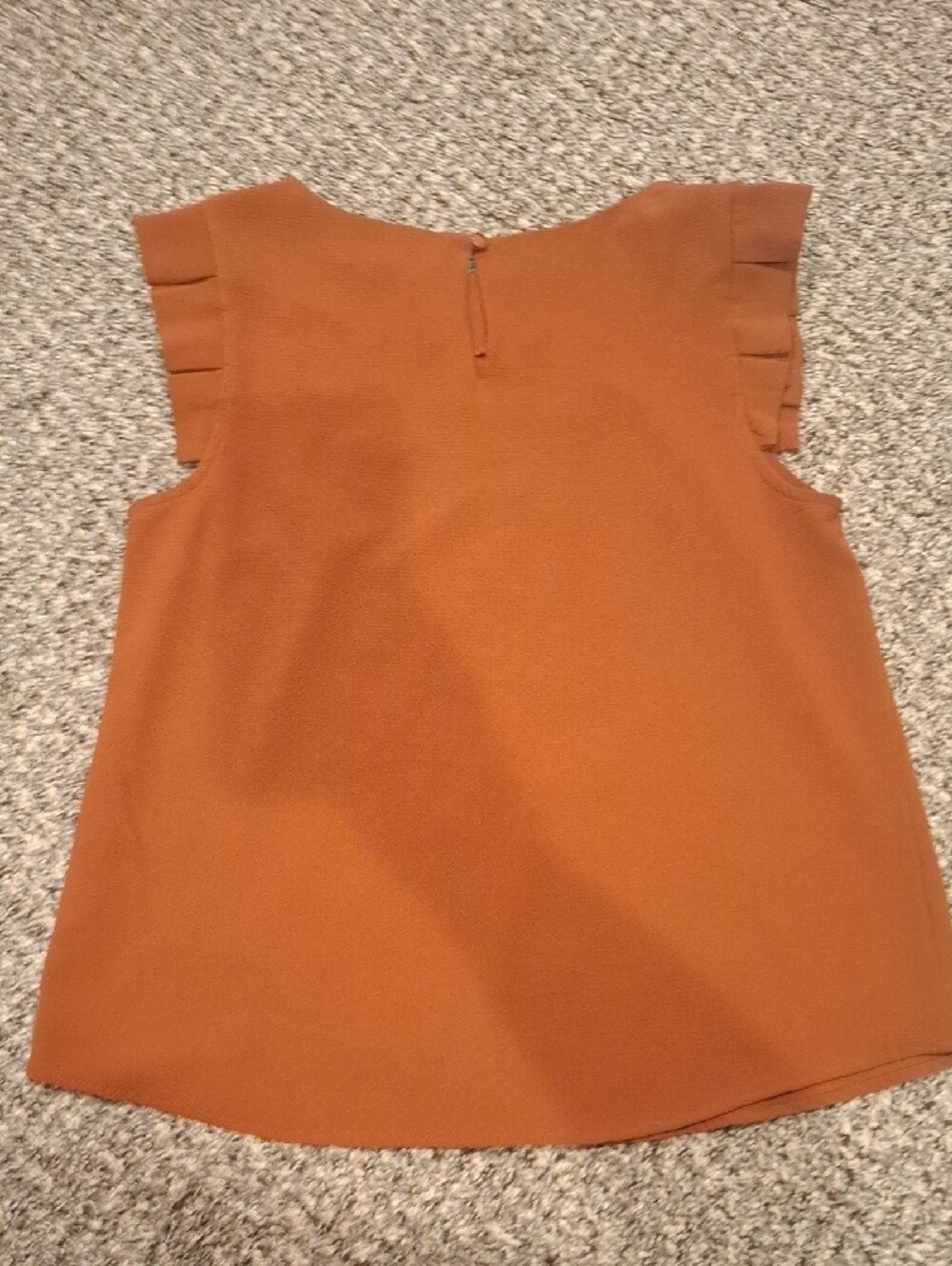 Women’s Rust Sleeveless Ruffle Shell Top - Picture 6 of 9